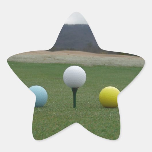 leuchtend farbige Golfbälle auf einem Berg Stern-Aufkleber (Vorderseite)