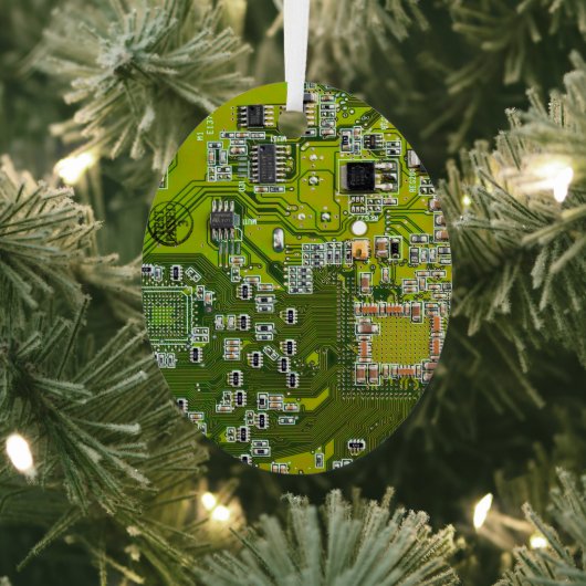 Leuchtend grüne Computergehäuse Ornament Aus Metall (InSitu)