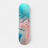 leuchtend rosa und blaue Alkoholfarbe Aquarell Skateboard (Vorne)