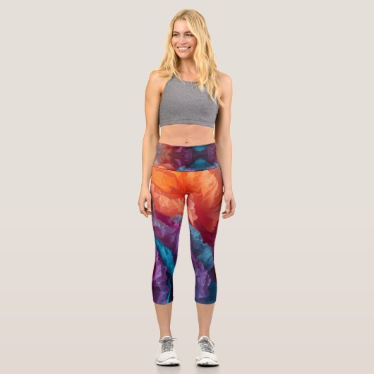 Leuchtende Abstrakte Gewebepapierschichten Capri Leggings (Vorderseite)