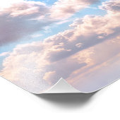 Leuchtende rosa flauschige Wolken in einem blauen Fotodruck (Ecke)