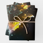 Leuchtende Schmetterlinge und Nachtschmetterlinge Geschenkpapier Set (Beispiel)