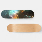 Leuchtende Schmetterlinge und Nachtschmetterlinge Skateboard (Horizontal)