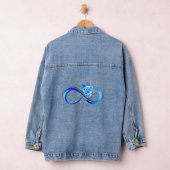 Leuchtende Unendlichkeit mit blauer Rose Jeansjacke (Hangar)