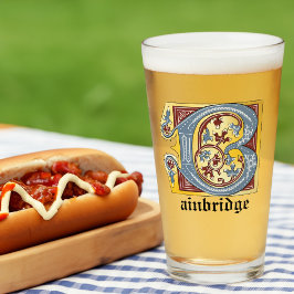 Leuchtender Buchstabe B des mittelalterlichen blau Glas