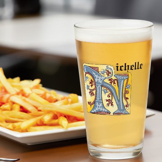 Leuchtender Buchstabe N des mittelalterlichen blau Glas