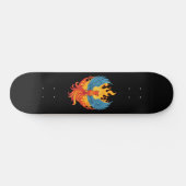Leuchtender mythologischer Fantasy-Phönixvogel Skateboard (Horizontal)