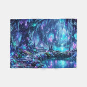Leuchtender Wald mit See Fleecedecke (Vorderseite (Horizontal))