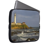 Leuchtturm am Pigeon Point Staat Beach in San 2 Laptopschutzhülle (Vorne Rechts)
