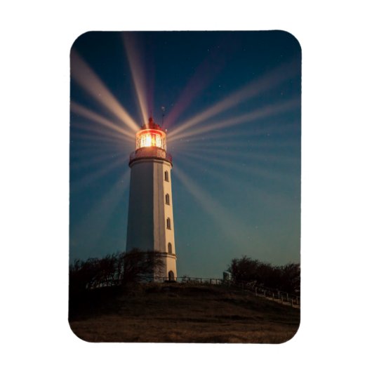 Leuchtturm auf einem Hügel Shinting at Night Magnet (Vertikal)