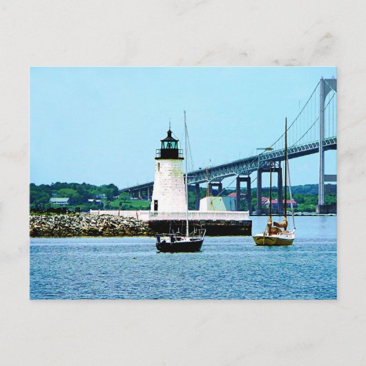 Leuchtturm, Brücke und Boote, Newport, RI Postkarte (Vorderseite)