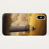 Leuchtturm, der unter drastischen Himmel glüht Case-Mate iPhone Hülle (Rückseite (Horizontal))