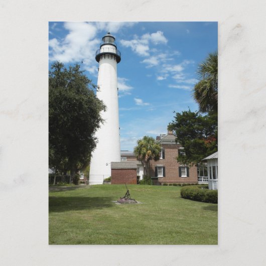 Leuchtturm gegen einen Sommer-Himmel Postkarte (Vorderseite)