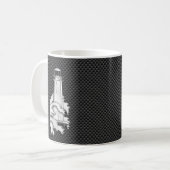 Leuchtturm im Chromstil auf Carbon Fibre Decor Kaffeetasse (Vorderseite Links)