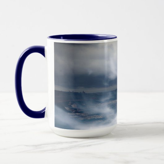 Leuchtturm im Sturm - Ostsee Tasse (Links)