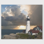 Leuchtturm in einem Sturm Geschenkpapier (Flach)