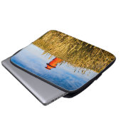 Leuchtturm in Stykisholmur, Island Laptopschutzhülle (Vorne Knopf)