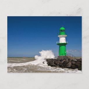 Leuchtturm in Warnemuende an der Ostseeküste Postkarte