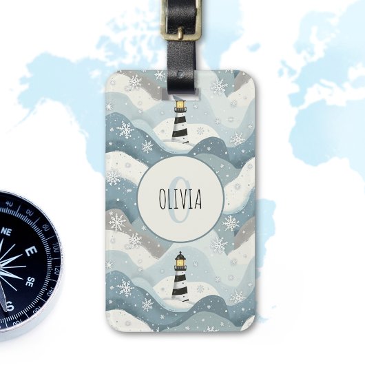 Leuchtturm mit Eiswaves Winter Nautical Monogram Gepäckanhänger
