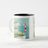 Leuchtturm mit Strandkopf Retroposter Zweifarbige Tasse (Vorderseite Links)