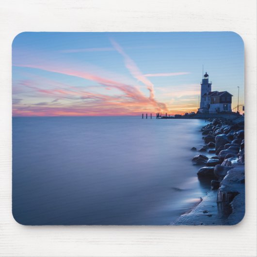 Leuchtturm Paard van Marken in einem blauen Mousepad (Vorne)