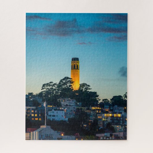 Leuchtturm über der Bucht Puzzle (Vertikal)