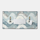 Leuchtturm und Eiswaves Winter Nautical Monogram Schreibtischunterlage (Tastatur & Maus)