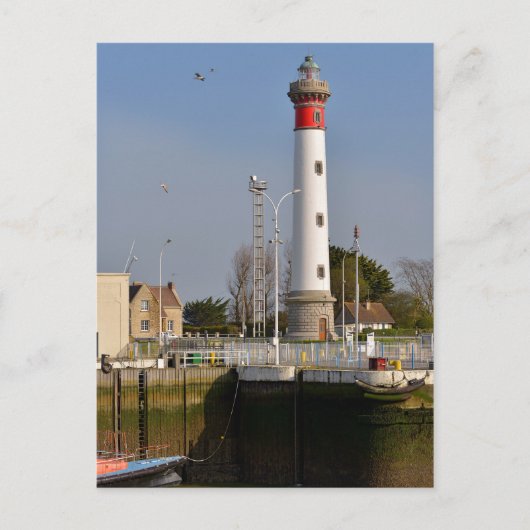 Leuchtturm von Ouistreham in Frankreich Postkarte (Vorderseite)