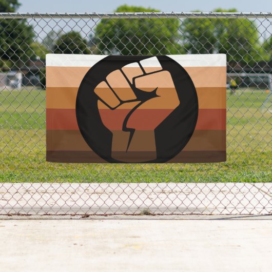 Leute mit farbigem (POC) Stolz Banner (Insitu)