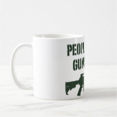 Leute mit Gewehren essen Tasse (Links)