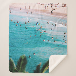 Leute schwimmen am Strand Sherpadecke