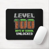 Level 100 Days of School Uncked Pixel Video Game Mousepad (Mit Mouse)