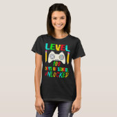 Level 100 Days of School Unlock Gamer Video Game T-Shirt (Vorne ganz)