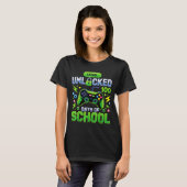 Level 100 Days Of School Unlocked Funny Video Game T-Shirt (Vorne ganz)