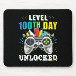 Level 100. Tag der Schule freigeschaltete Videos S Mousepad