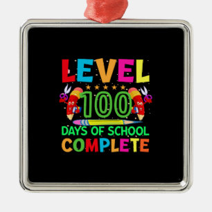 Level 100 Tage Schule absolviert Ornament Aus Metall