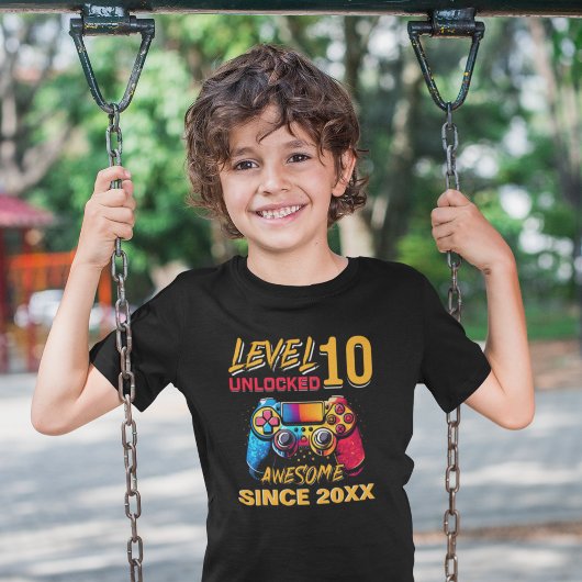 Level 10 Unlocked - Fun Birthday 10 Gamer  T-Shirt