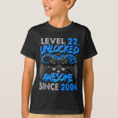 Level 22 Unlocked Awesome Since 2004 22nd Birthday T-Shirt (Vorderseite)