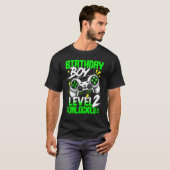Level 2 Unlocked Video Game Player Birthday Boy T-Shirt (Vorne ganz)