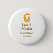Level 5 unlocked lock orange brown happy birthday button (Vorderseite)
