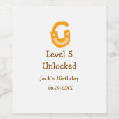 Level 5 unlocked lock orange brown happy birthday weinetikett (Einzelnes Label)