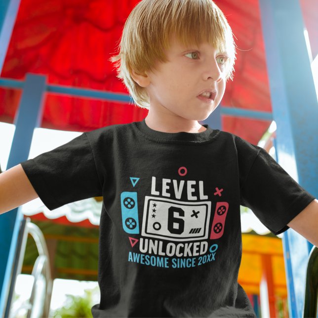 LEVEL 6 UNLOCKED Gamer Birthday – Custom Year T-Shirt (Von Creator hochgeladen)