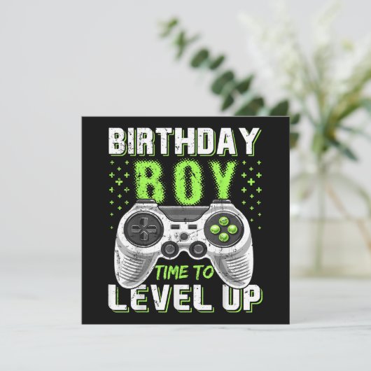 Level Up Birthday Boy Video Game Einladung (Stehend Vorderseite)