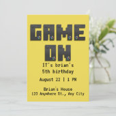 Level Up! Epic Video Game Birthday Einladung (Stehend Vorderseite)