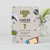 Level Up Gamer Geburtstag Einladung (Stehend Vorderseite)