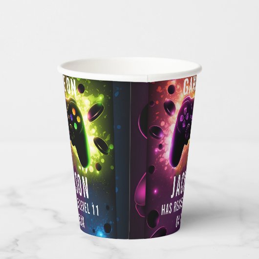 Level Up! Neon Video Game Birthday Party Pappbecher (Rechts)