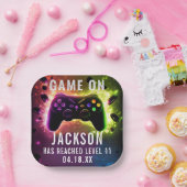 Level Up! Neon Video Game Birthday Party Pappteller (Party)