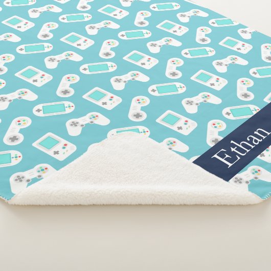 Level Up | Retro-Gamer-Muster Personalisiert Sherpadecke (3/4)