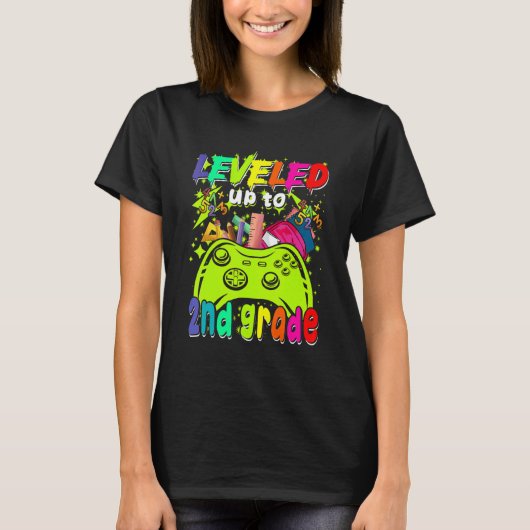 Leveled Up To 2nd Grade Gamer Back To School First T-Shirt (Vorderseite)