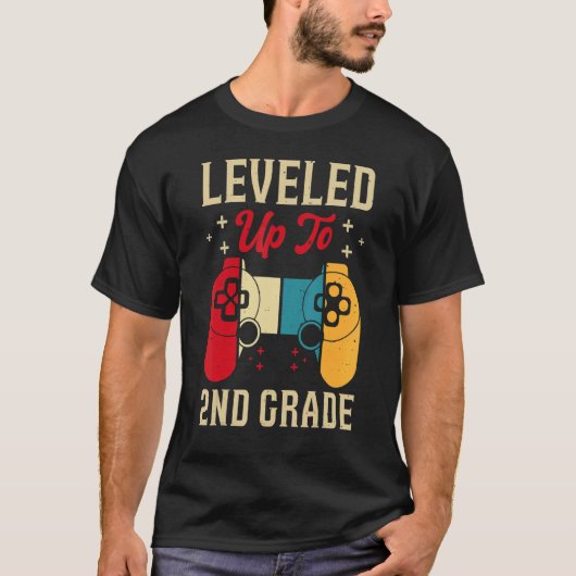 Leveled Up To 2nd Grade Gamer Back To School First T-Shirt (Vorderseite)